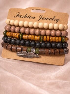 ⚠️ 5/25: Neutral Boho Layered Wooden Bead Bracelet Set